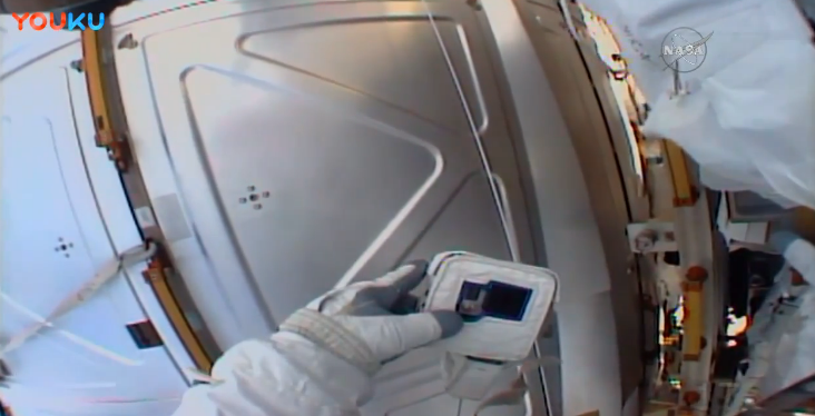 NASA宇航员想用GoPro记录太空生活 但SD卡却落在家里了